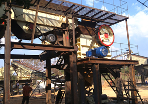HD-jaw-crusher-customer-site.jpg